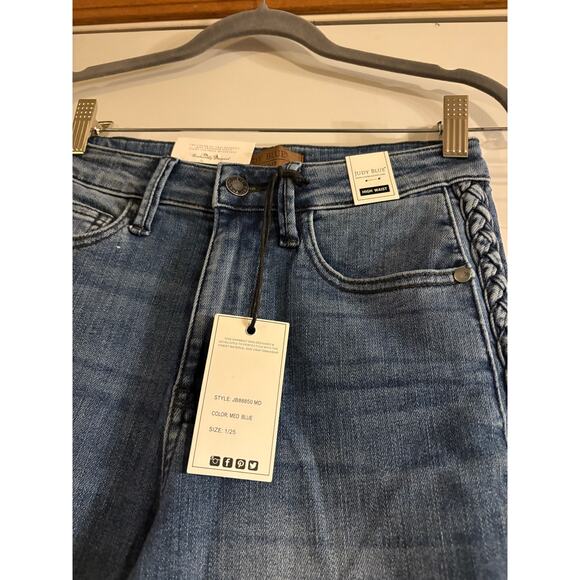 NWT Judy Blue HIGH WAISTED BRAID SIDE SEAM DETAIL CROP WIDE Size 1/25 - Picture 2 of 4